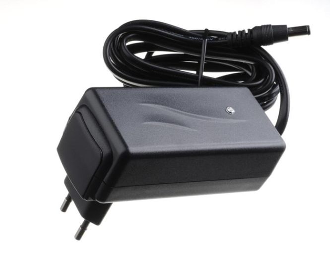 Hovedbilde Batteri lader R95